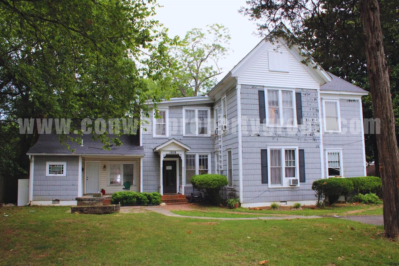 1018 Clifton St. - Photo 7 of 8