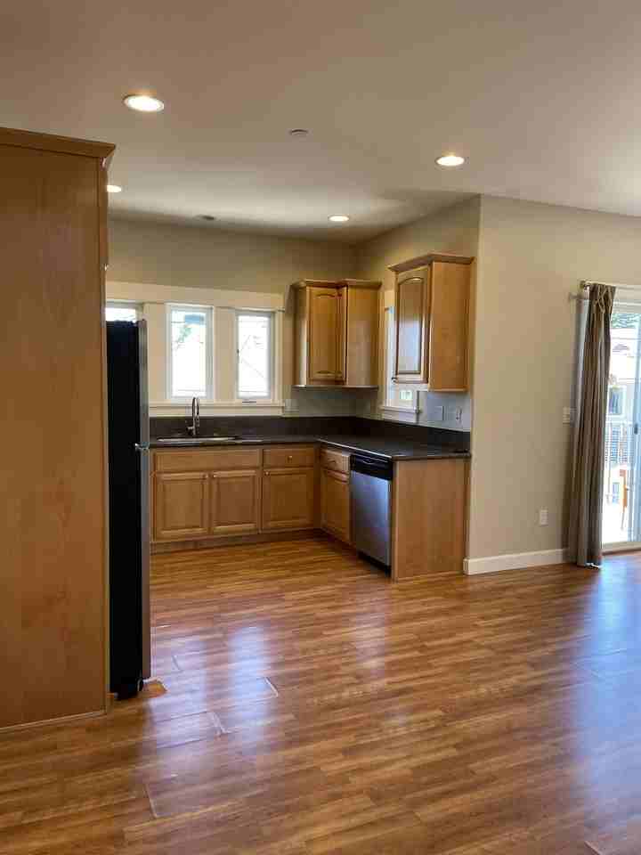 241 N Chorro - Photo 2 of 11