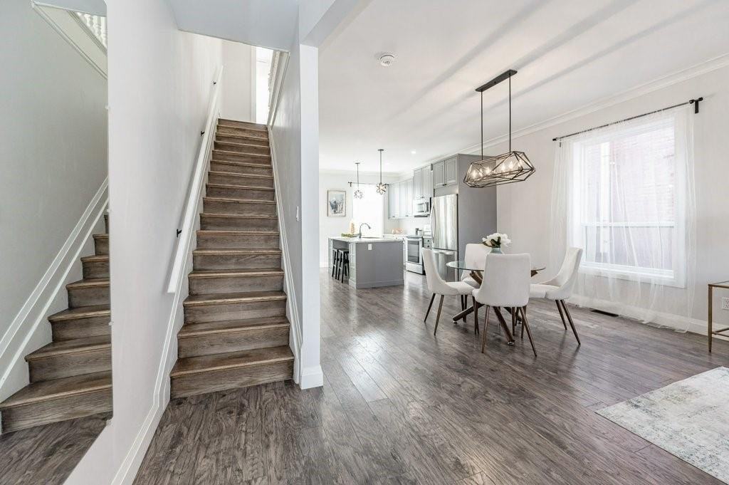 30 Madison Ave - Photo 2 of 13