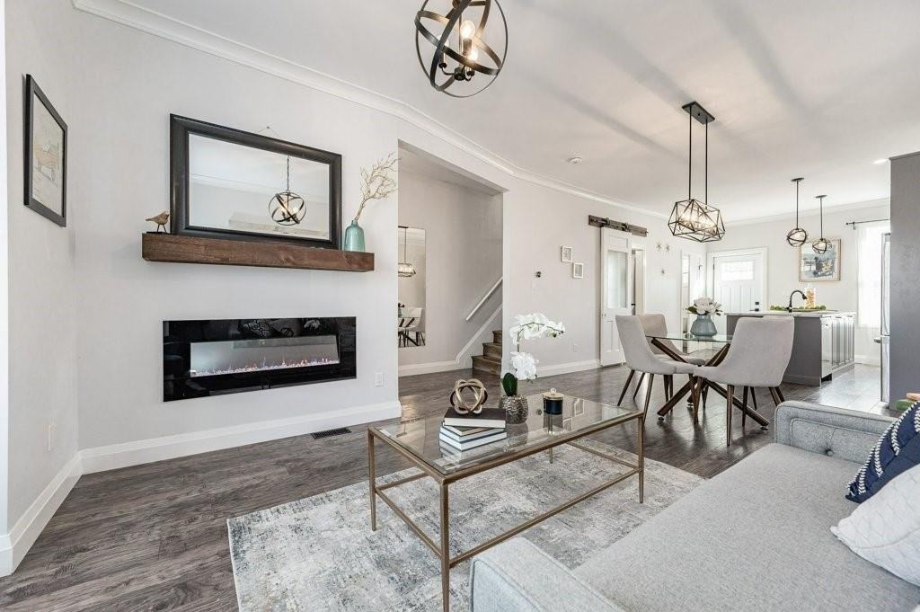 30 Madison Ave - Photo 3 of 13