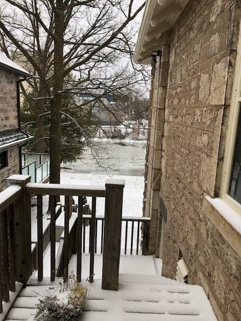 86 Arthur St N - Photo 2 of 7