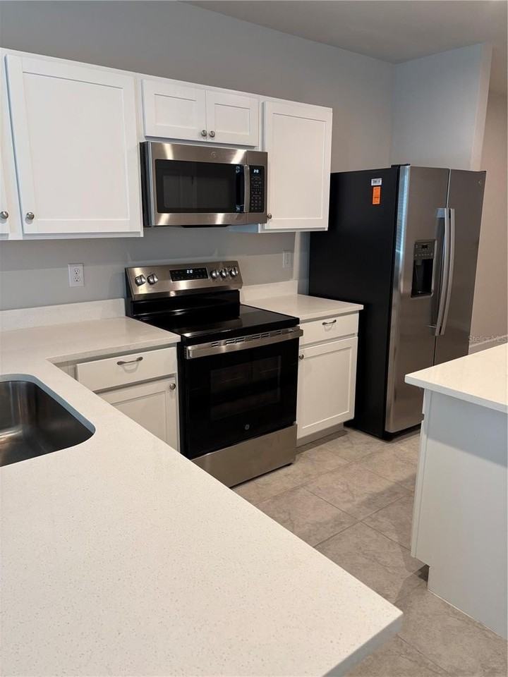 14111 Crimson Avenue - Photo 4 of 16