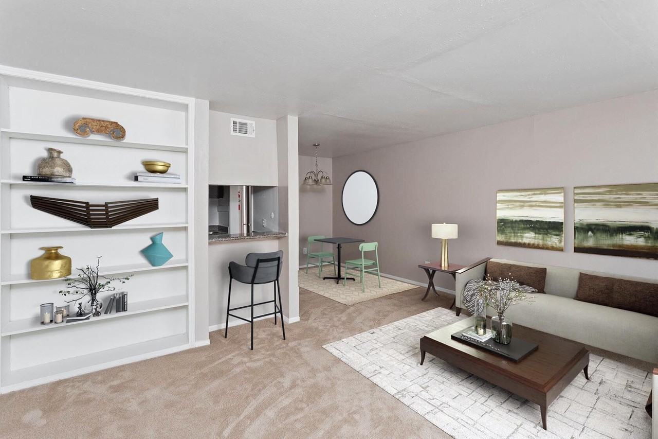 Sharpstown Manor - Photo 6 of 19