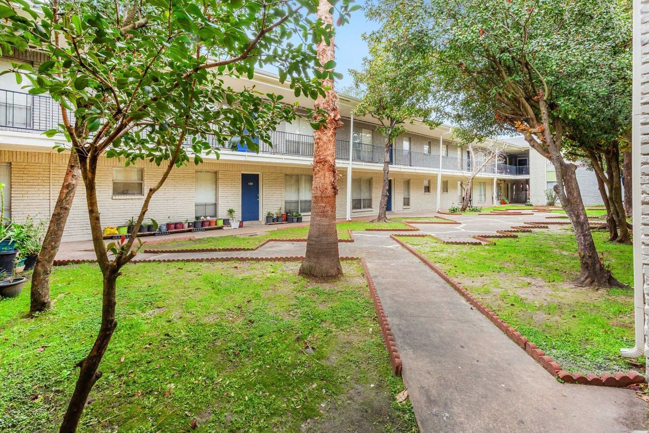 Parkgreen on Gessner - Photo 7 of 17