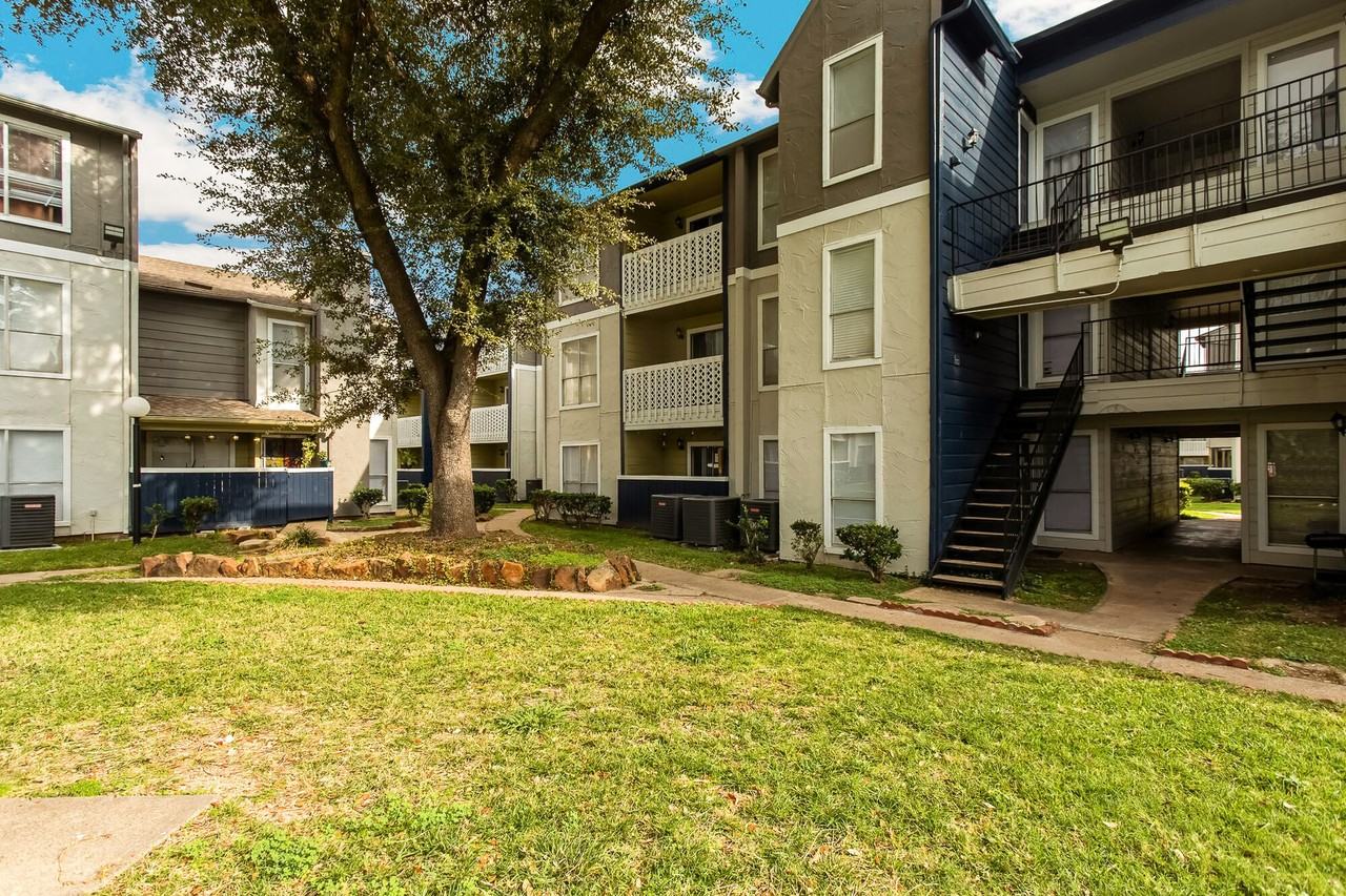 Chestnut Hill - Photo 2 of 21