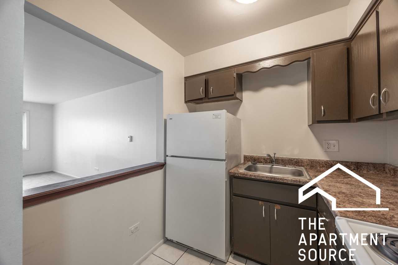 7300 W North Ave #2B - Photo 2 of 18