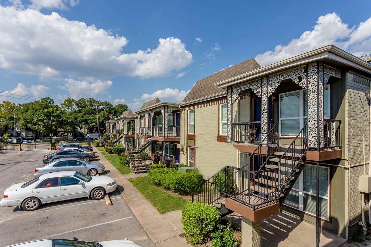 La Sevilla - Photo 2 of 9