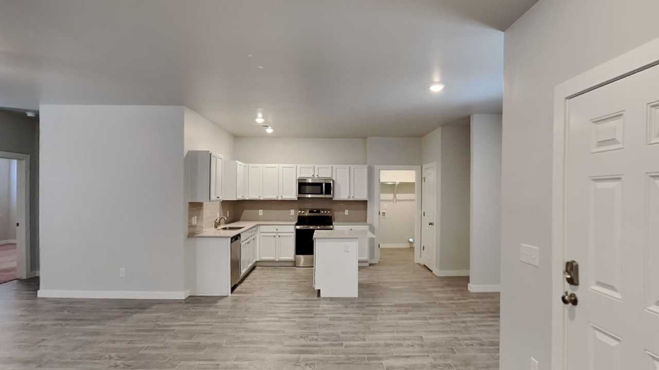 17009 Oakridge Cir - Photo 7 of 24