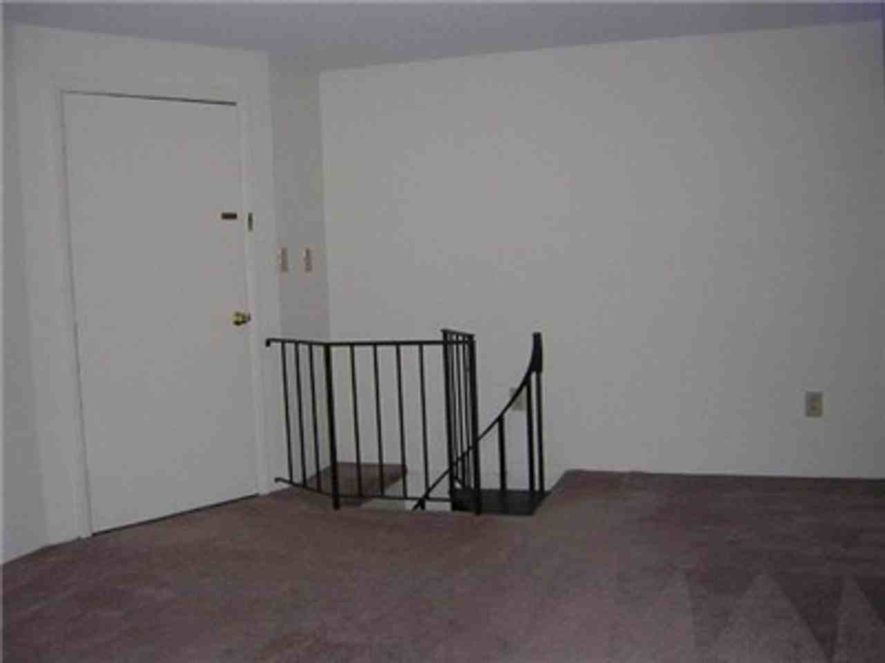 10A Maple Street - Photo 3 of 32