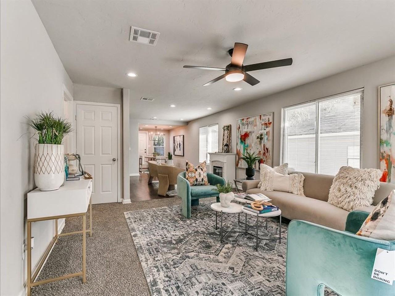 321 North McKinley Avenue - Photo 3 of 24