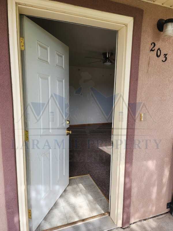 519 S Colorado Ave #203 - Photo 3 of 15