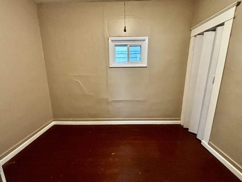 308 Cable St - Photo 2 of 7