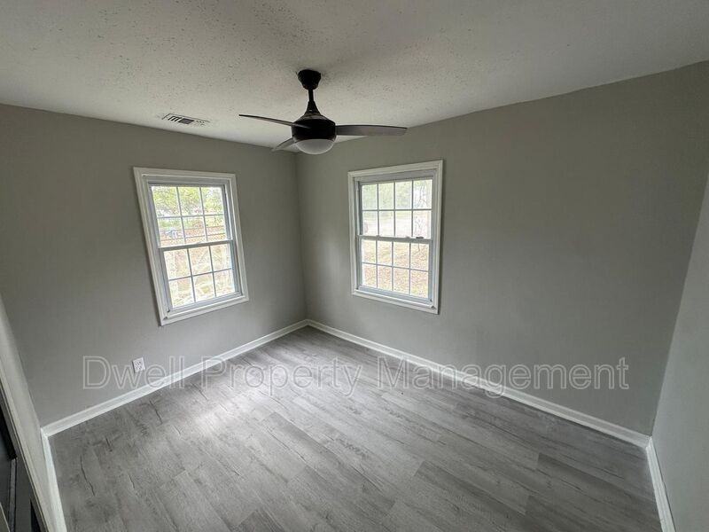 2932 Abelia Dr - Photo 3 of 10