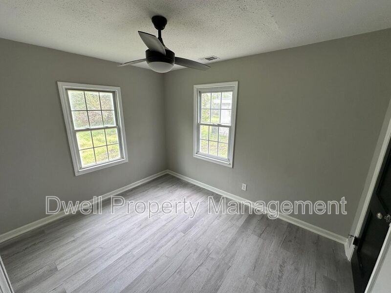 2932 Abelia Dr - Photo 7 of 10