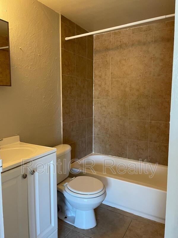 1463 Drew St - Photo 7 of 8