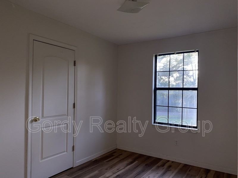 2764 Wynn St - Photo 5 of 10