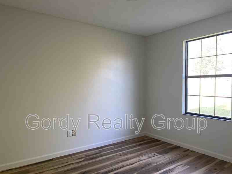 2764 Wynn St - Photo 7 of 10