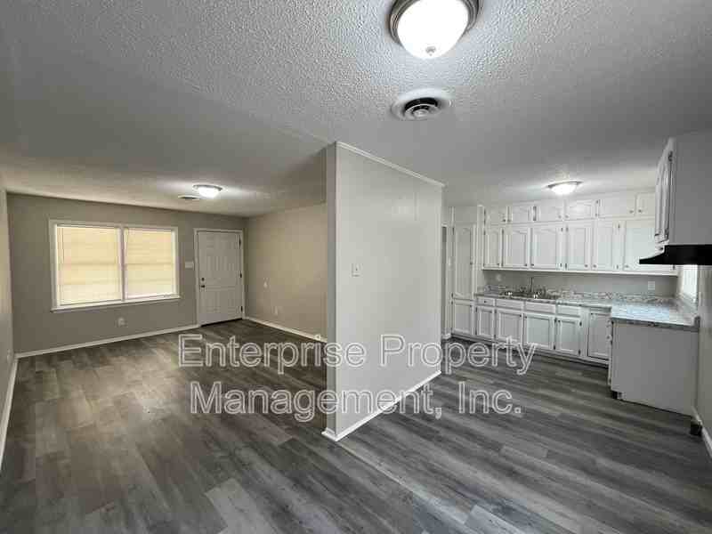 3736 Debby Dr - Photo 6 of 20