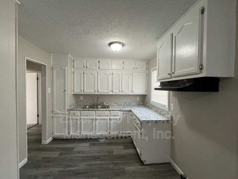 3736 Debby Dr - Photo 7 of 20