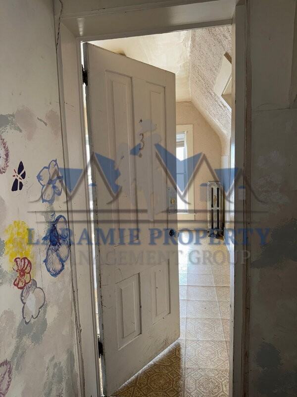 619 S 5th St #3 - Photo 2 of 10