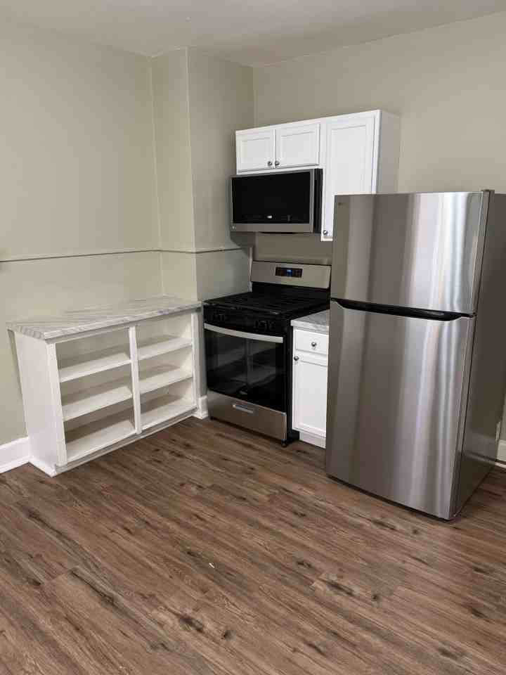 3052 N Buffum St #3 - Photo 2 of 10