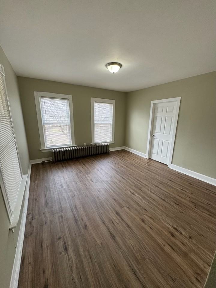 3052 N Buffum St #3 - Photo 4 of 10