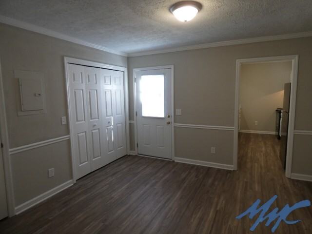 2568 Oak Hill Dr - Photo 6 of 19