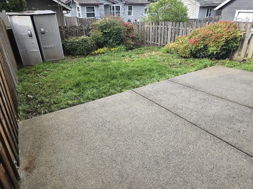 220 W Hereford St #220 - Photo 3 of 35