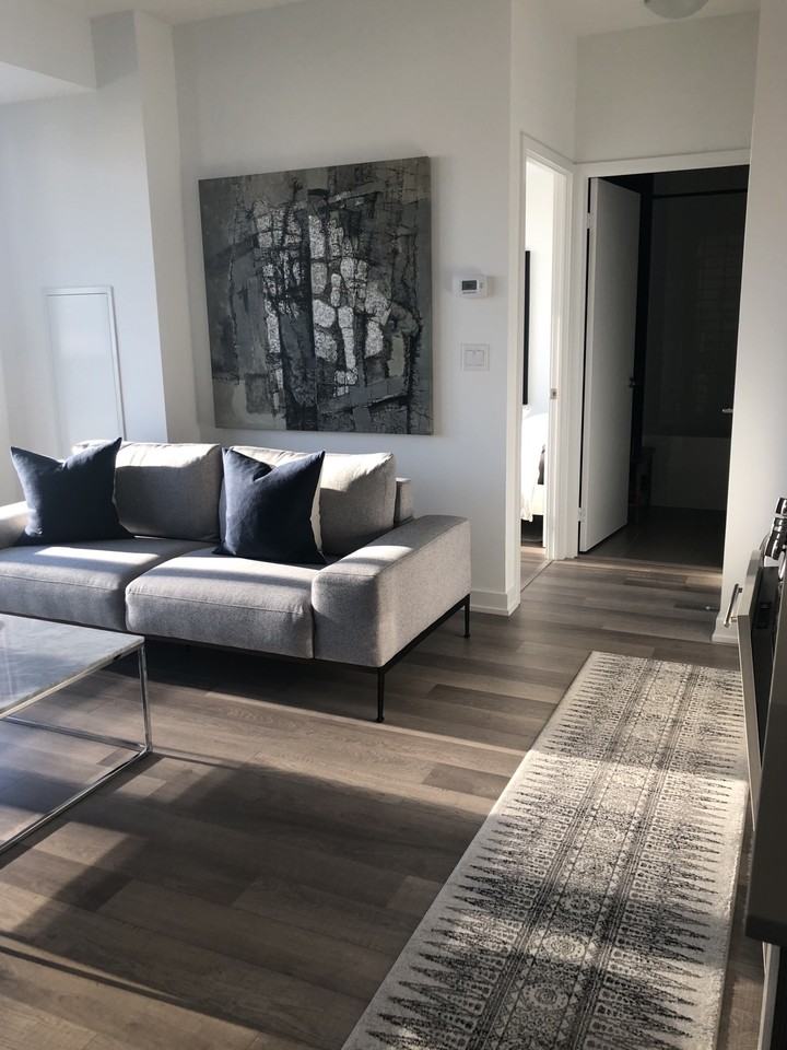 College St & Huron St - Photo 2 of 12