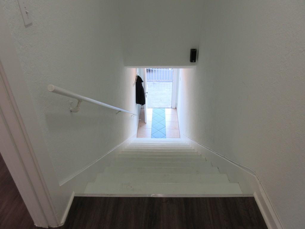 1264 Court St - Photo 3 of 36