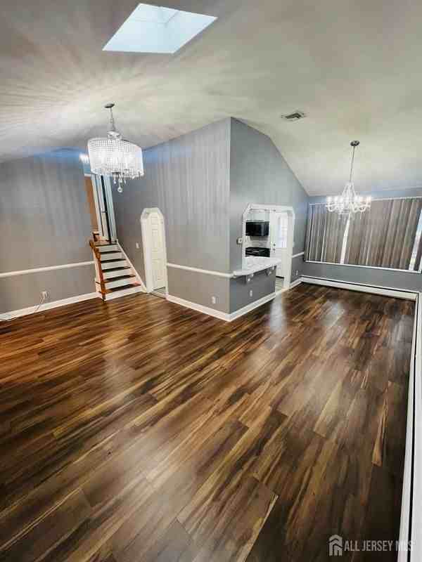 61 Webb Dr - Photo 2 of 19