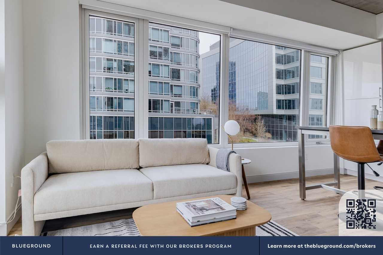 1350 Boylston Street - Photo 5 of 39