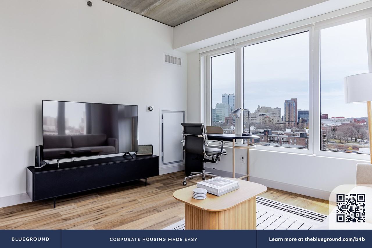 1350 Boylston Street - Photo 6 of 39