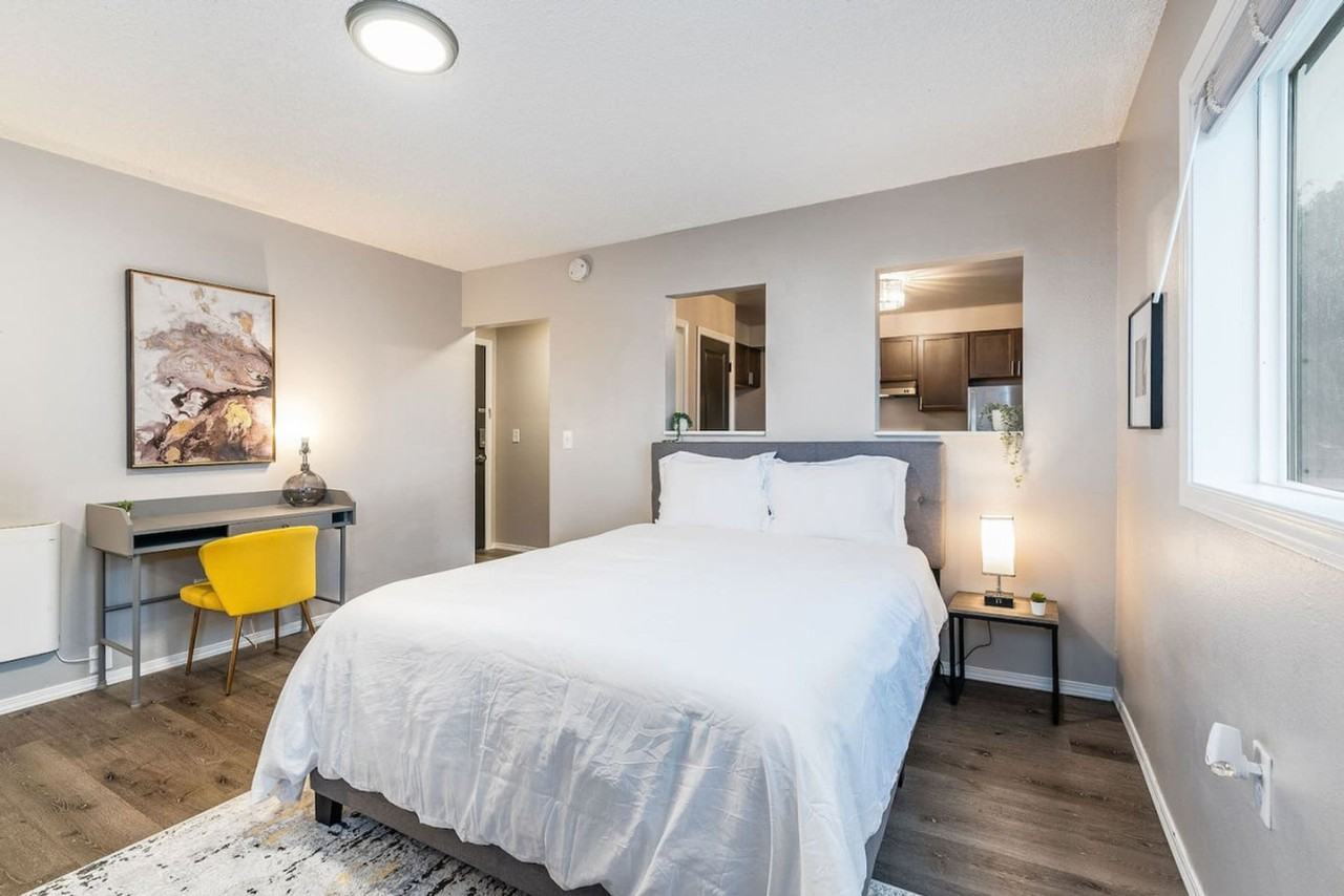 1805 Yakima Ave #1045869P - Photo 6 of 20