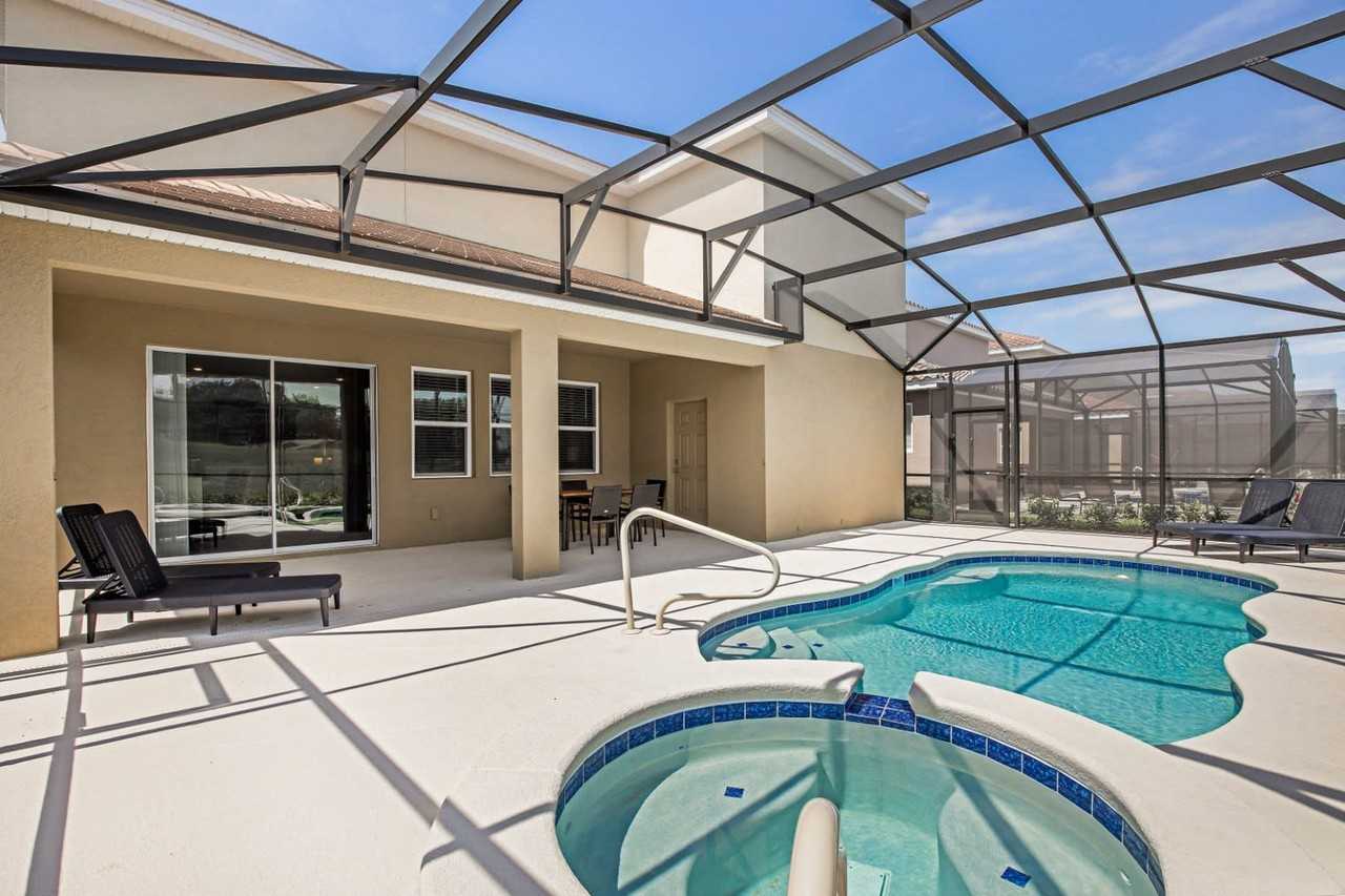 Oak Reflection Loop #1061311P - Photo 2 of 50