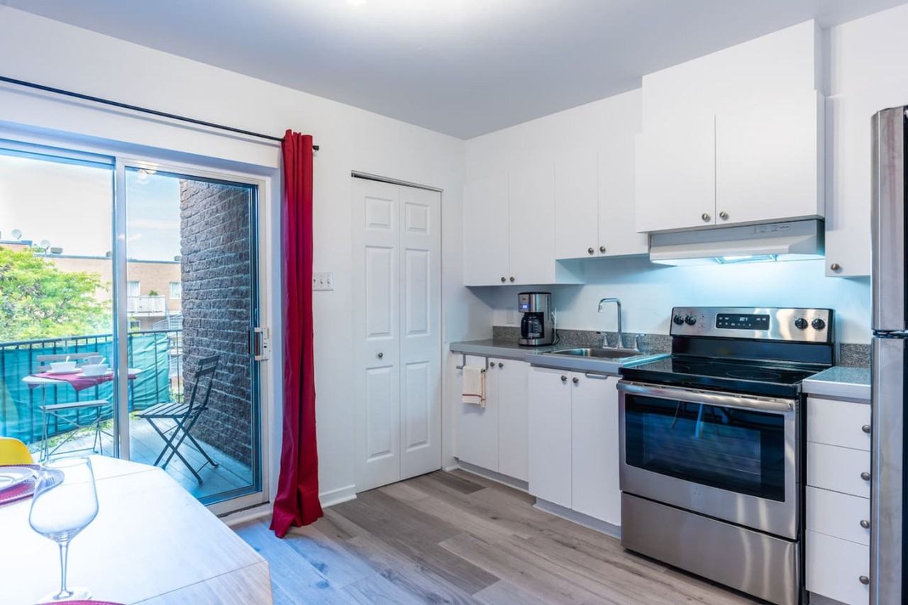 1857 Rue Saint-Germain #1061573P - Photo 4 of 15