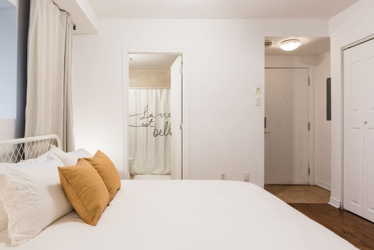 1407 Rue Aylwin - Photo 6 of 61