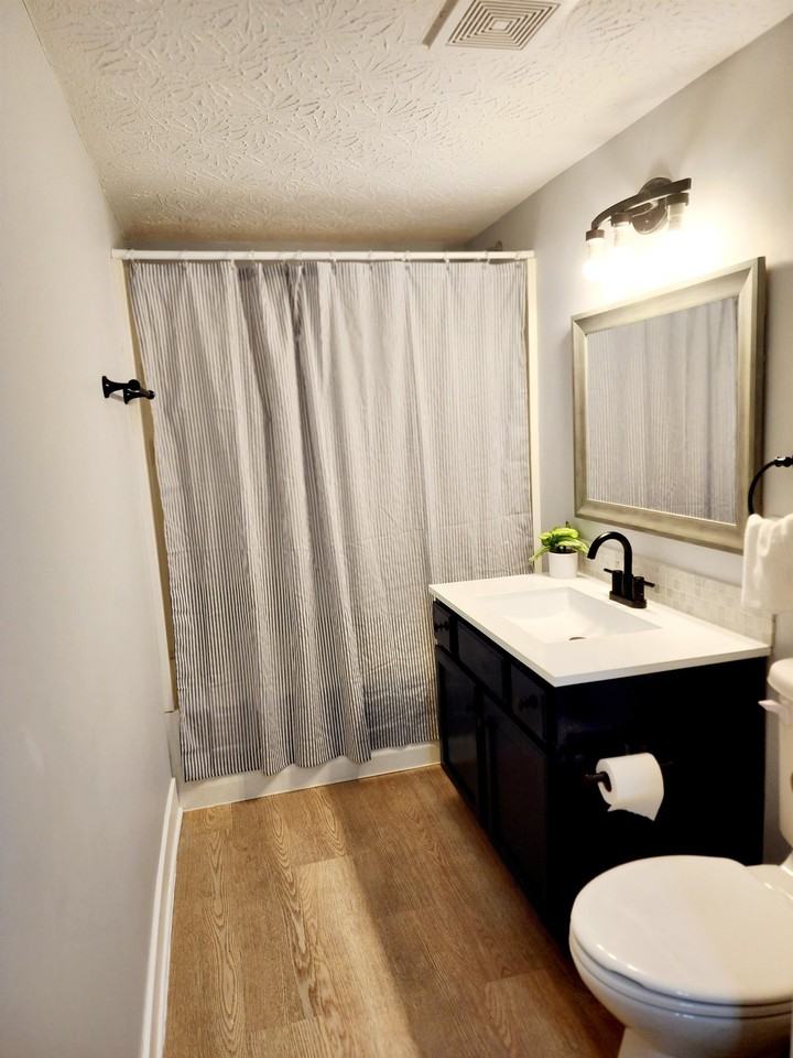 213 Starlight Dr - Photo 2 of 48