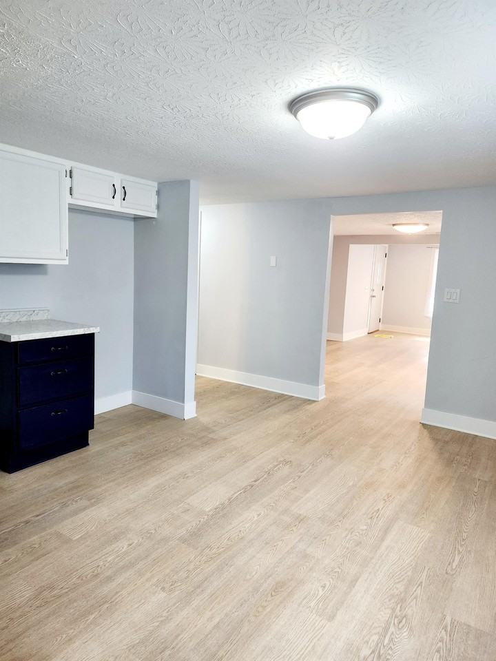 213 Starlight Dr - Photo 7 of 48