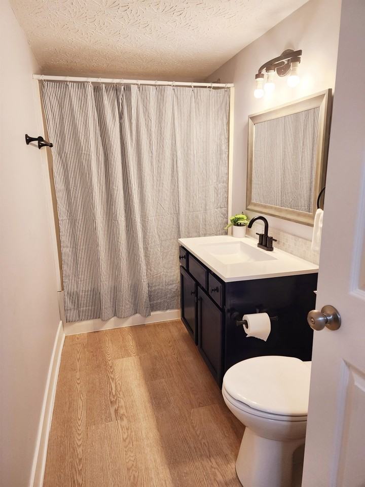 213 Starlight Dr - Photo 3 of 48