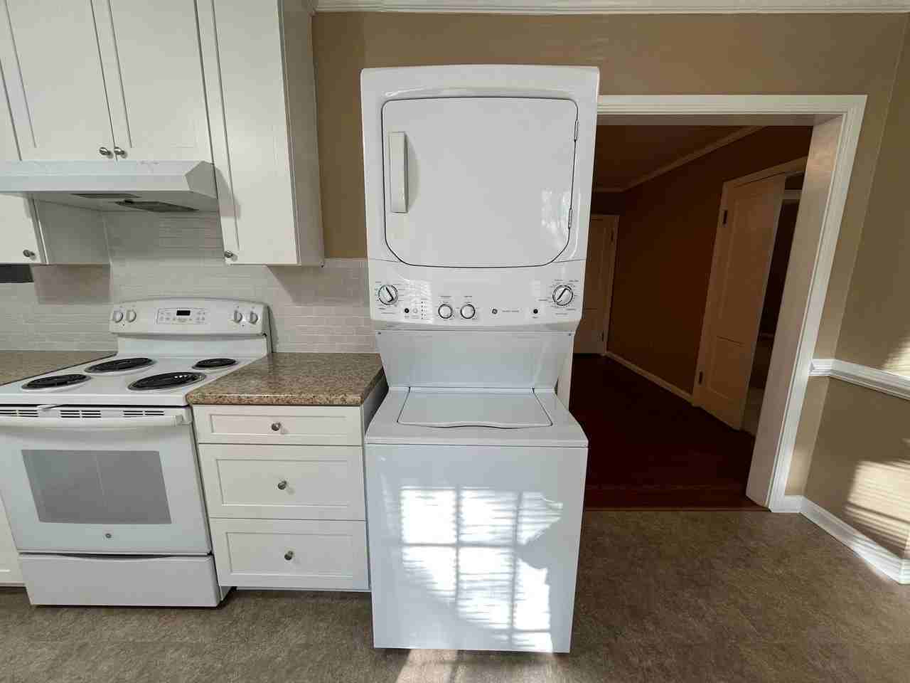 810 Westview Dr - Photo 7 of 23