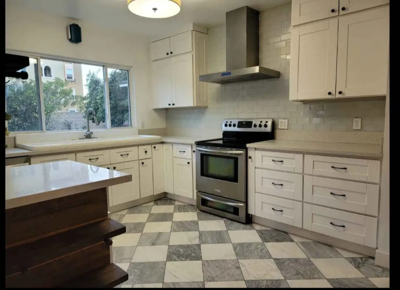 2794 Magnolia St #MAIN - Photo 2 of 9