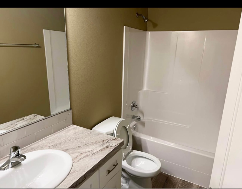 216 E Montmorency Blvd - Photo 2 of 3