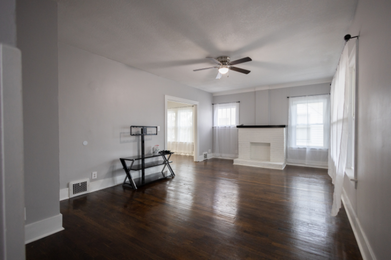 1235 18th St Nw #2 - Photo 2 of 13