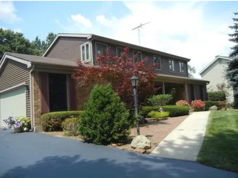 148 Hilltop Ln - Photo 2 of 14