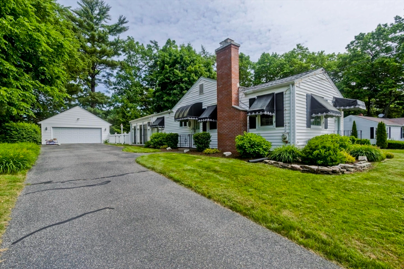 190 Mary Coburn Rd - Photo 2 of 16