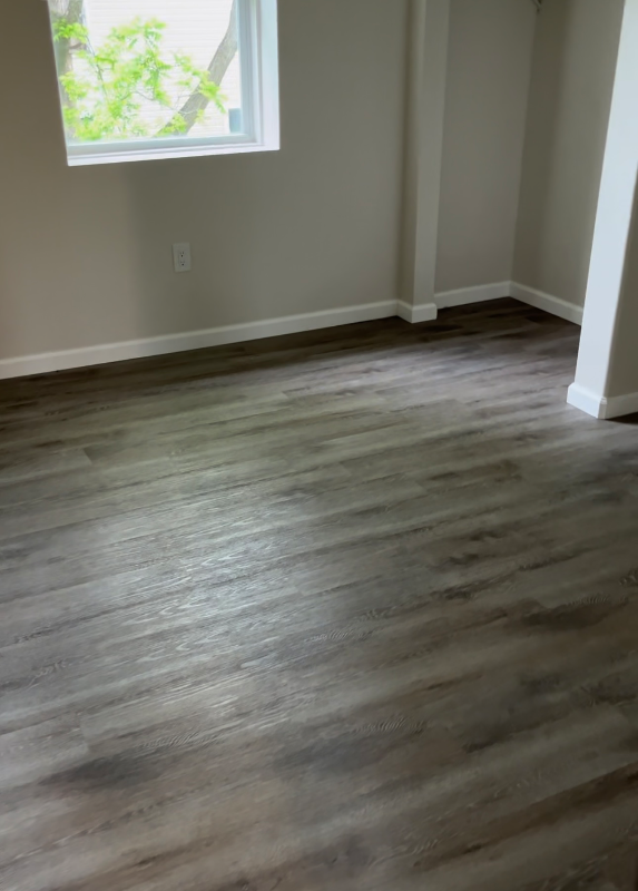 128 W. Main Windsor - Photo 3 of 5