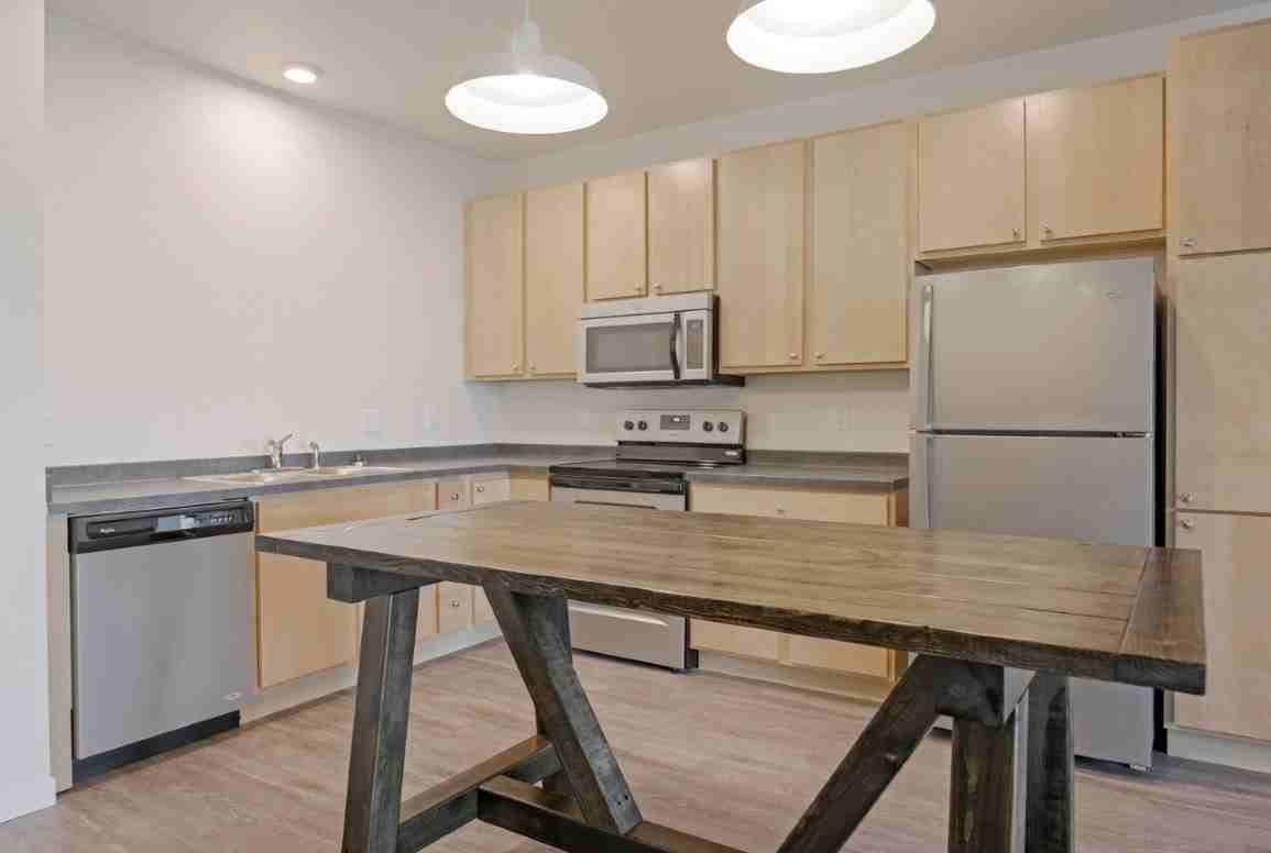 Shoal Creek Apartments - Photo 7 of 44