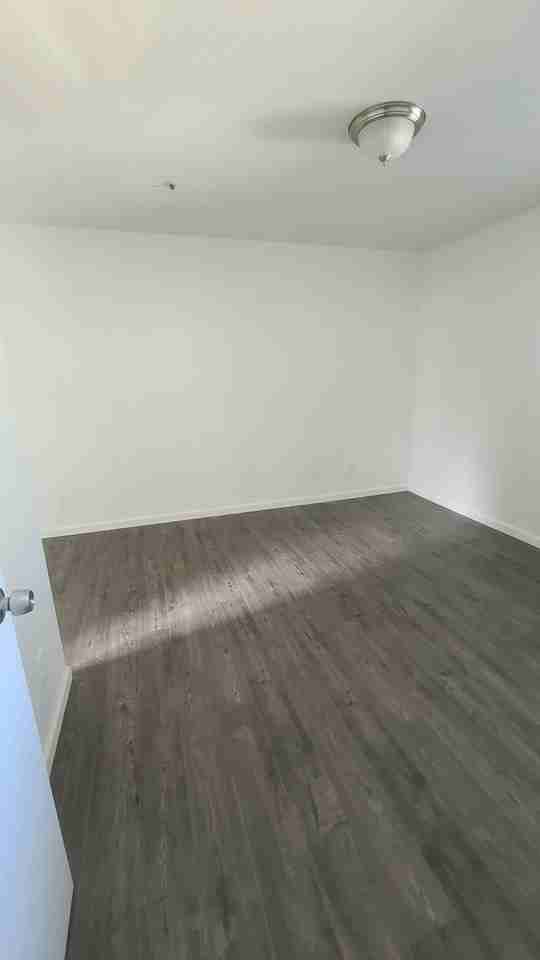 515 Grande Ave - Photo 3 of 21