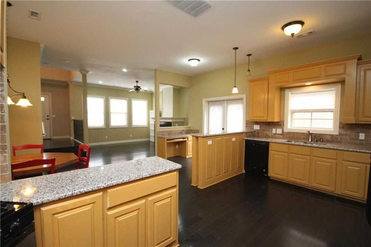 587 N Tennyson Ln - Photo 4 of 18